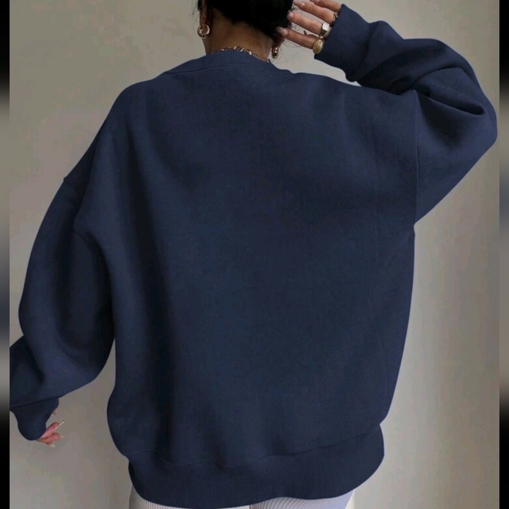 Women Contrast Color Letter Print Crew Neck Sweatshirt - Picture 2 of 4